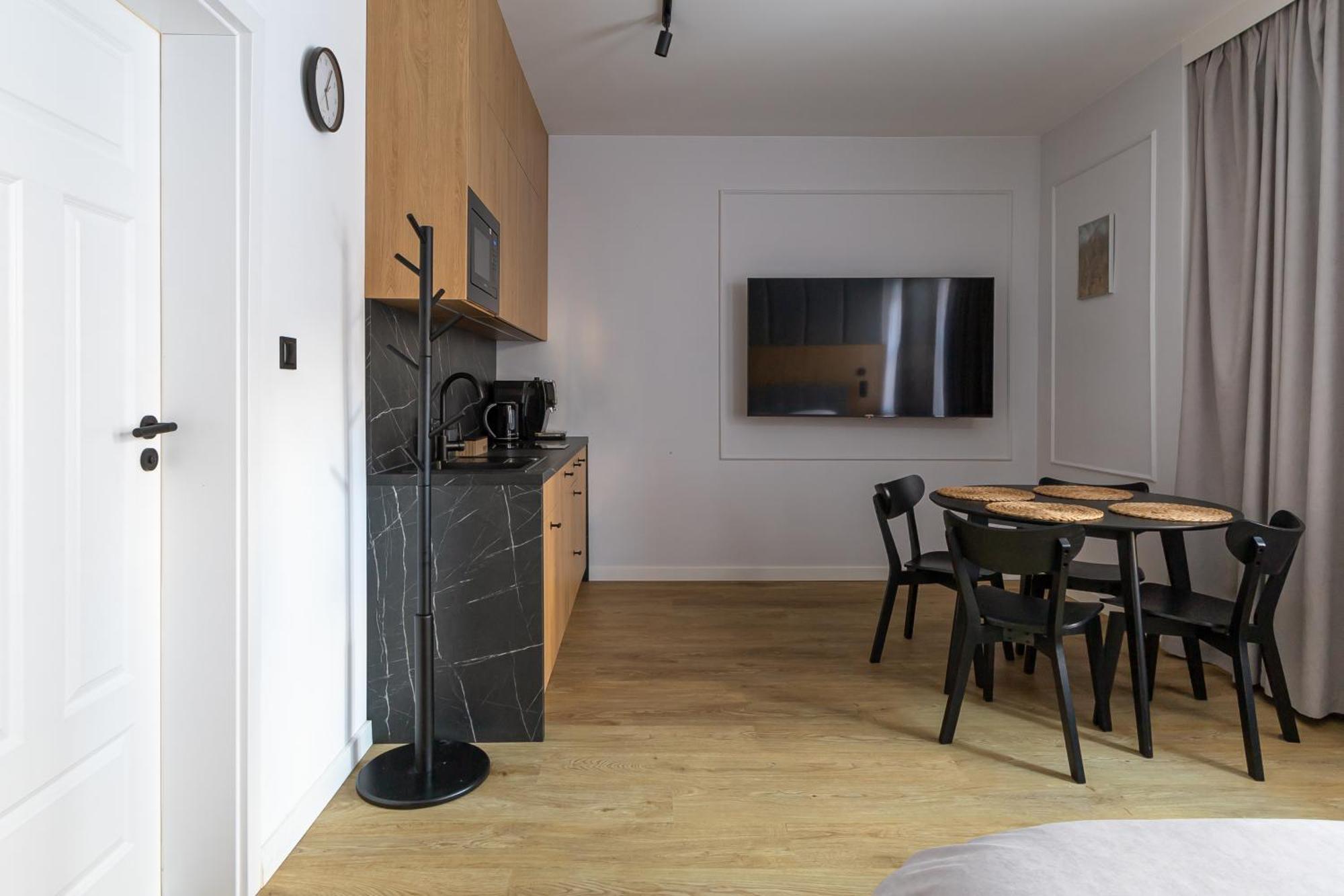 Glow Apartments - Apartamenty Studio Kozia Gdansk Srodmiescie — Photos 3